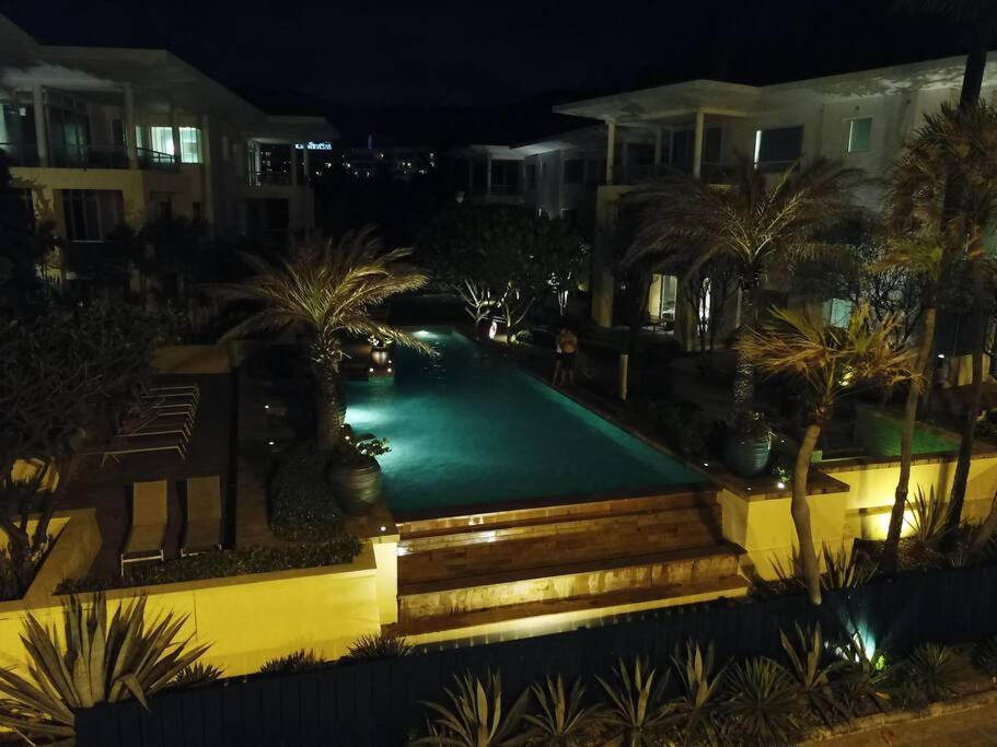 Karon Sea View Beach Apartment 외부 사진
