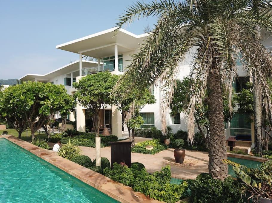 Karon Sea View Beach Apartment 외부 사진