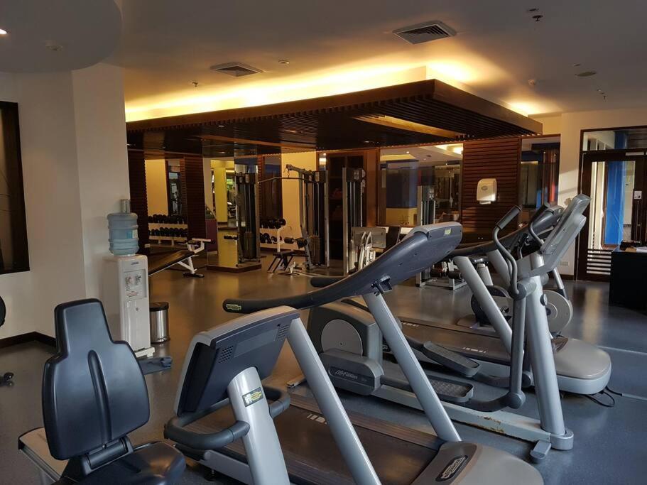 Karon Sea View Beach Apartment 외부 사진