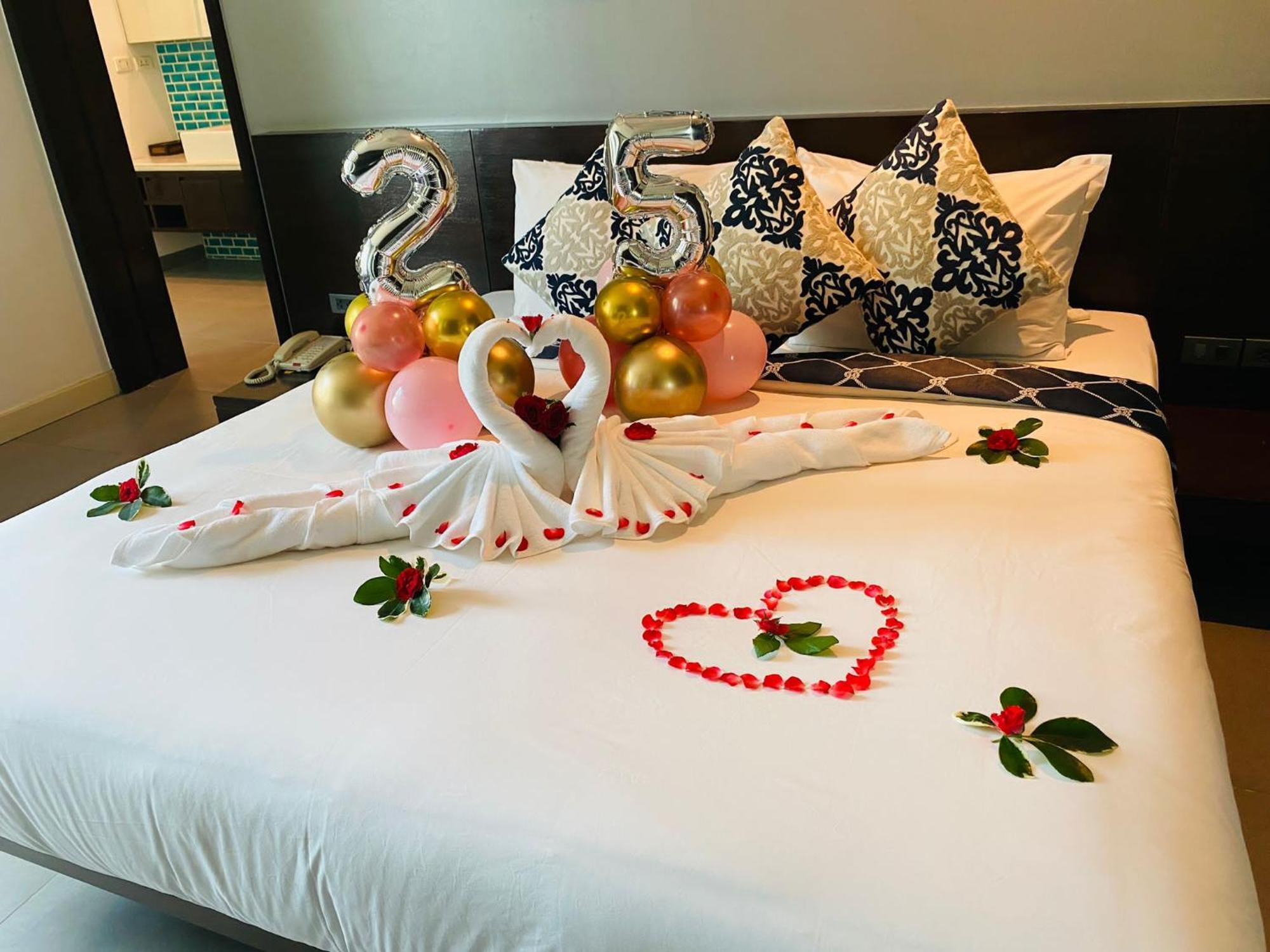 Karon Sea View Beach Apartment 외부 사진